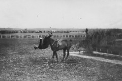 1911-Concorso-ippico-di-Tor-di-Quinto-Una-caduta