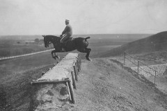 1911-Ufficiali-stranieri-alla-scuola-di-cavalleria-di-Tor-di-Quinto-3